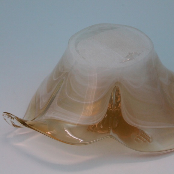 BLOWN GLASS BOWL - Picture 5 of 7